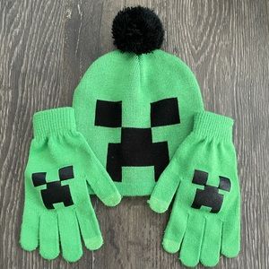 Minecraft Creeper Youth Beanie and Gloves